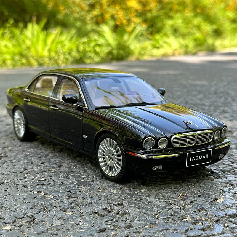 Jaguar XJ6 X350