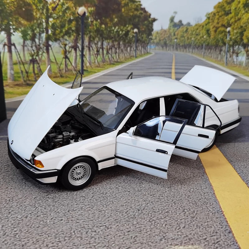 BMW 7 Series 730i E32 (1986)