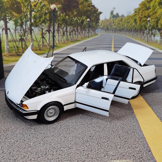 BMW 7 Series 730i E32 (1986)