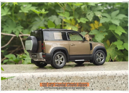 Land Rover Defender 90