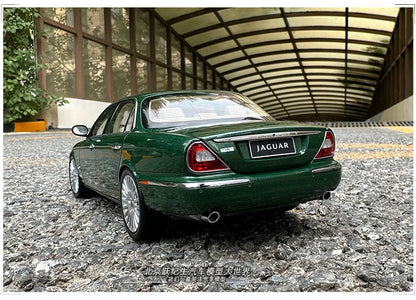 Jaguar XJ6 X350