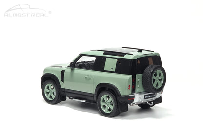 Land Rover Defender 90