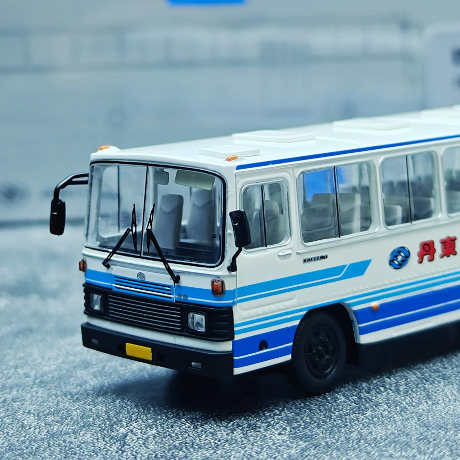 Huanghai DD6111CT Bus-Luxury model