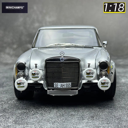 Mercedes-Benz 300SEL 6.8 (1971)