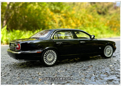 Jaguar XJ6 X350