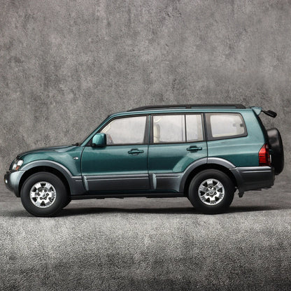 Mitsubishi Pajero V73