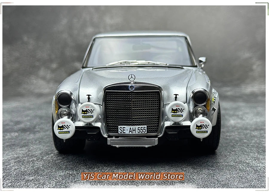 Mercedes-Benz 300SEL 6.8 (1971)