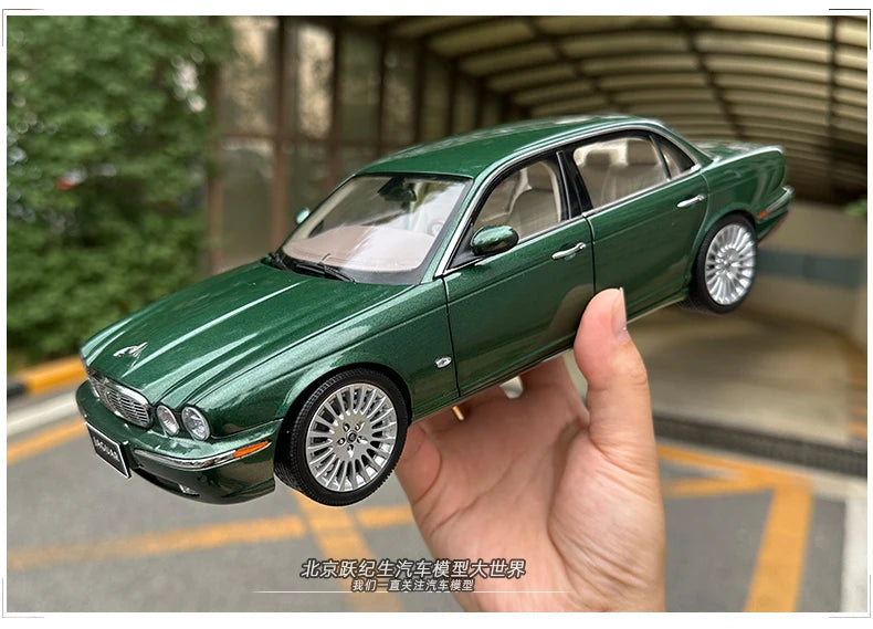 Jaguar XJ6 X350