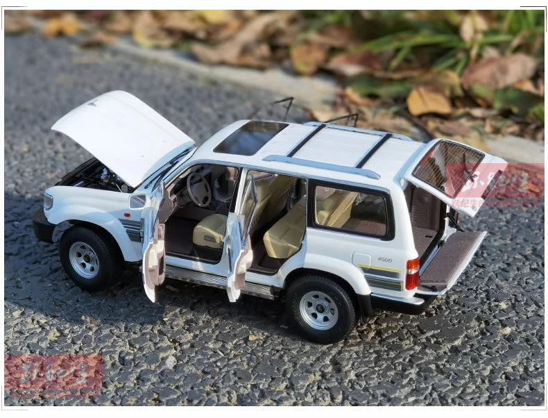 Toyota Land Cruiser LC80