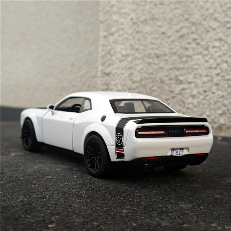 Dodge Challenger SRT Hellcat