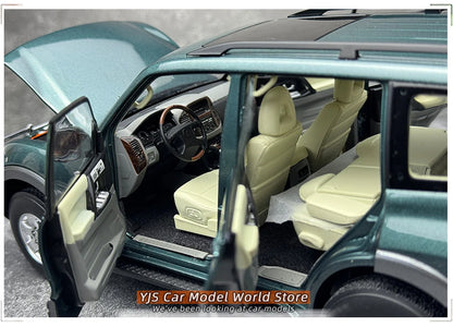 Mitsubishi Pajero V73