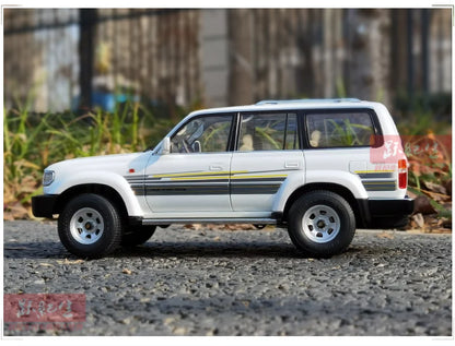 Toyota Land Cruiser LC80