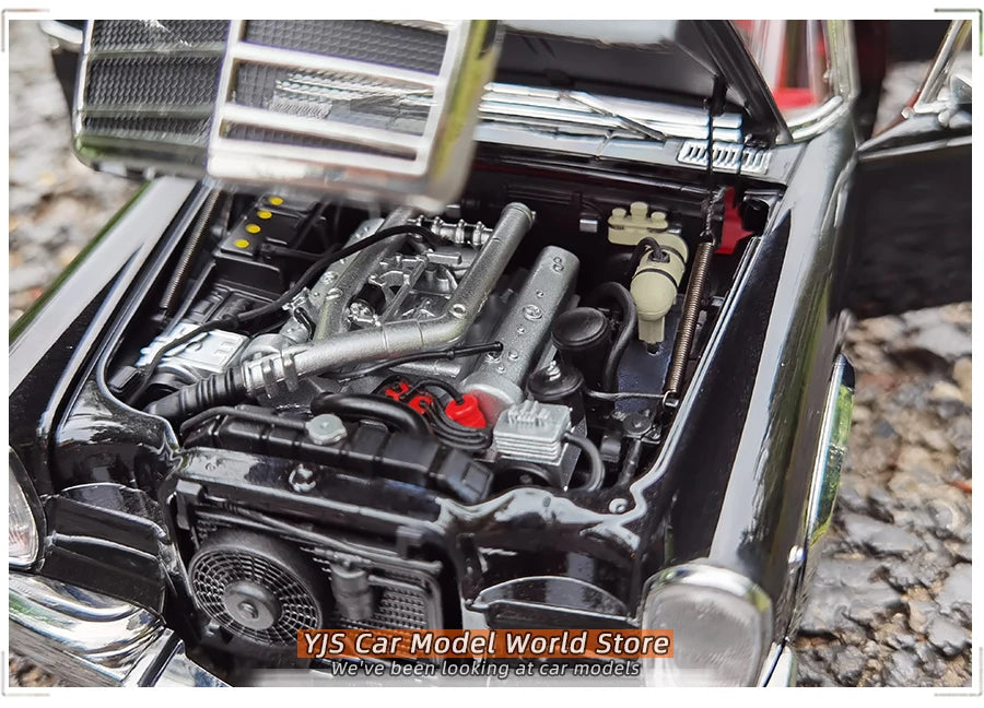 Mercedes-Benz 600 Pullman W100