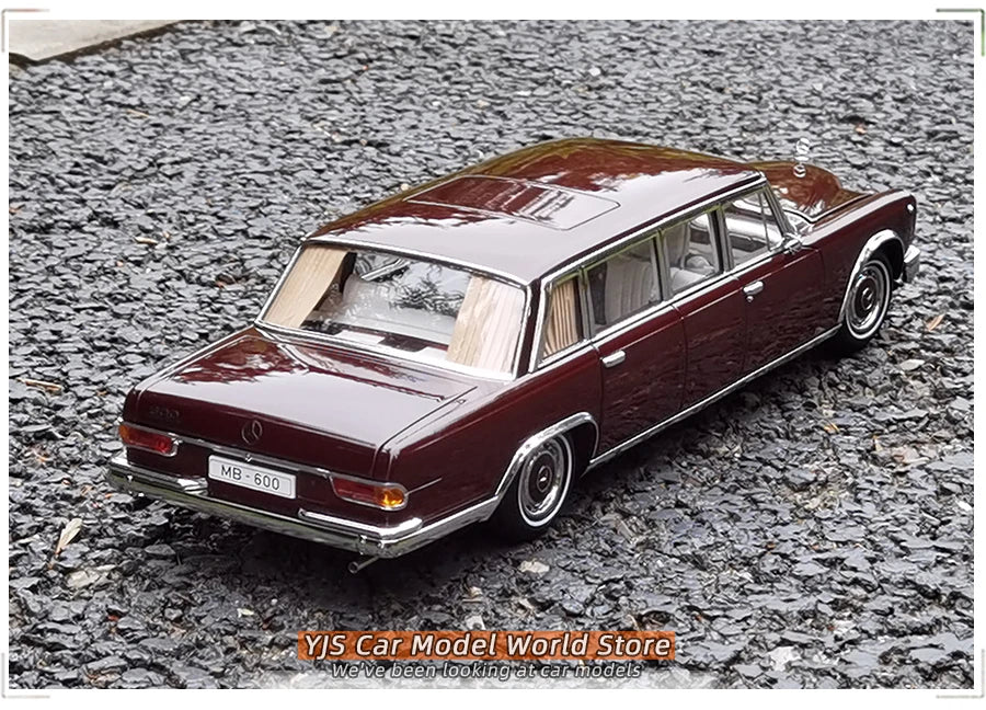 Mercedes-Benz 600 Pullman W100