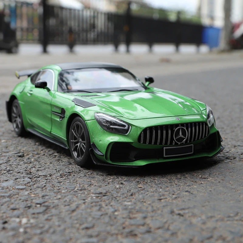 Mercedes-AMG GT R