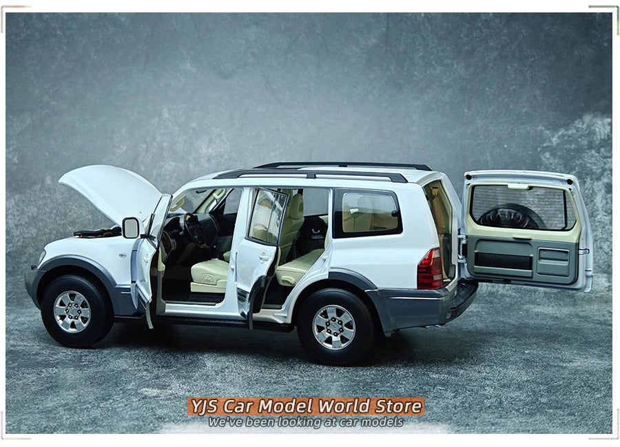 Mitsubishi Pajero V73