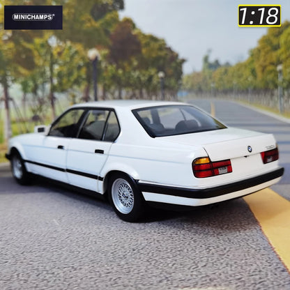 BMW 7 Series 730i E32 (1986)