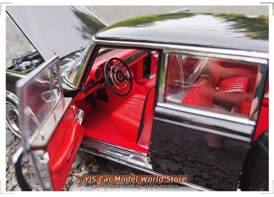 Mercedes-Benz 600 Pullman W100