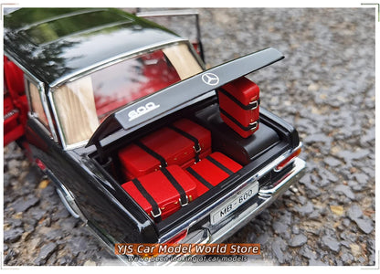 Mercedes-Benz 600 Pullman W100