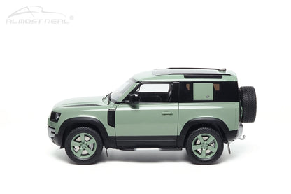 Land Rover Defender 90