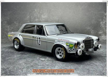 Mercedes-Benz 300SEL 6.8 (1971)