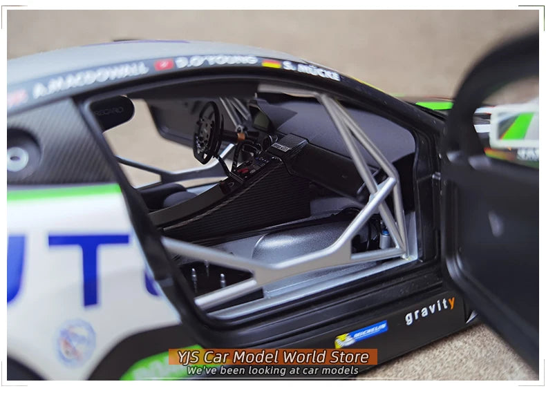 Aston Martin Vantage V12 Bathurst 12H 2015 #97