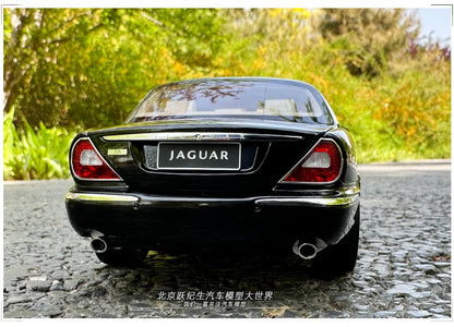 Jaguar XJ6 X350